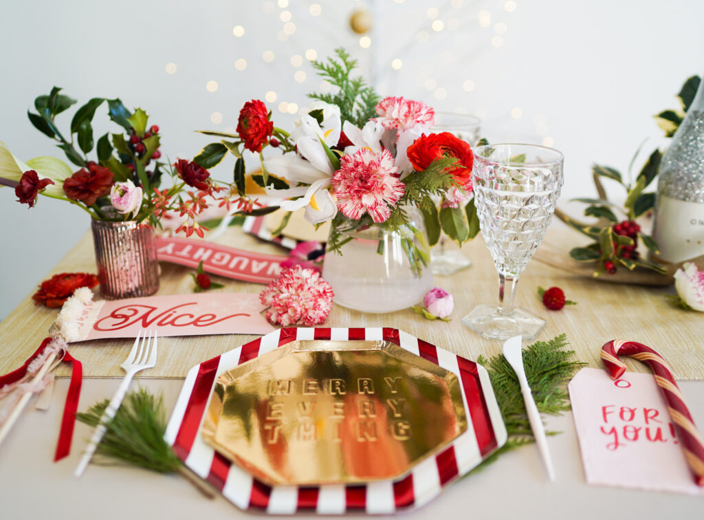 holiday styling
holiday table scapes
christmas table
red and white table
holiday centerpiece
christmas centerpiece
event designer
fig and whiskey 
holiday florals
christmas party inspo
holiday party inspo